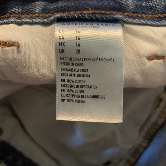 American Eagle Shorts Mom Jean Denim Blue High Rise Cotton Women’s 16 - Picture 8 of 8